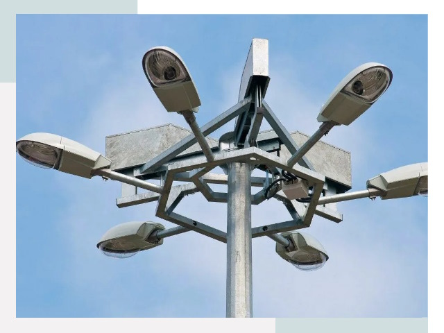 Монтаж осветительных мачт в Соликамске