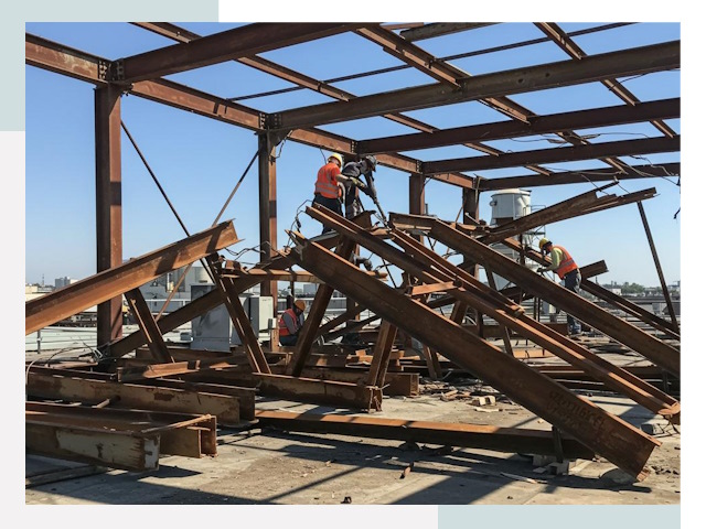 Демонтаж металлоконструкций в Соликамске от 618 руб.